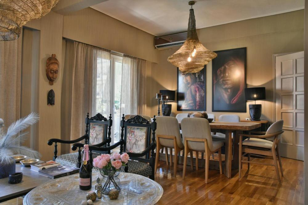 Pepromeno Luxury Apartment In The City Center Kalamata Esterno foto