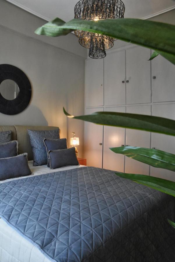 Pepromeno Luxury Apartment In The City Center Kalamata Esterno foto